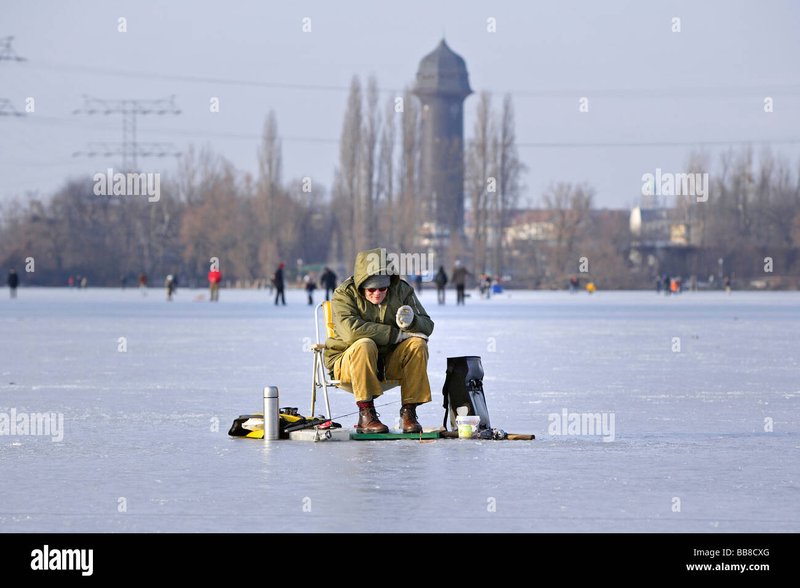 Ice fishing live casino, ice fishing gambling game